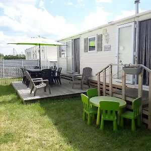 https://luxe-vakantiechalet-met-omheinde-tuin-bredene-6pers.bruges-hotels.info
