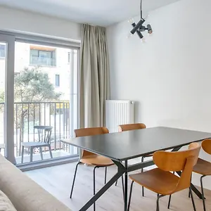 Cosy Seaside Apartment